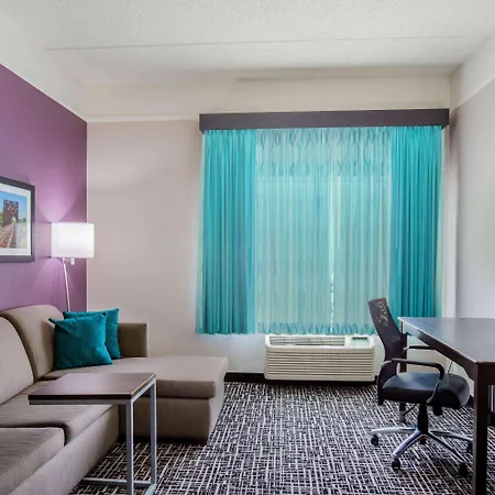 Hotel La Quinta By Wyndham Mission At West Mcallen Extérieur photo