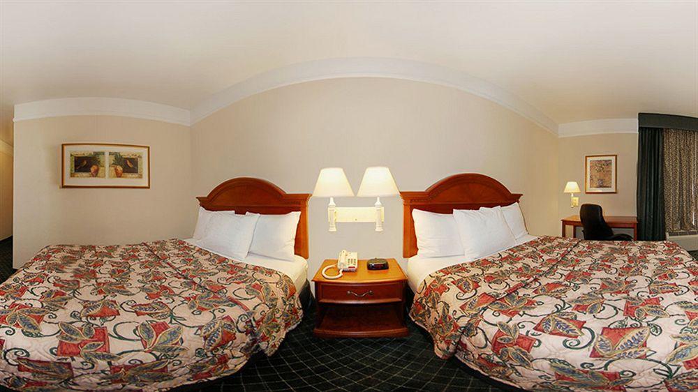 La Quinta By Wyndham At West Mcallen Hotel 3*