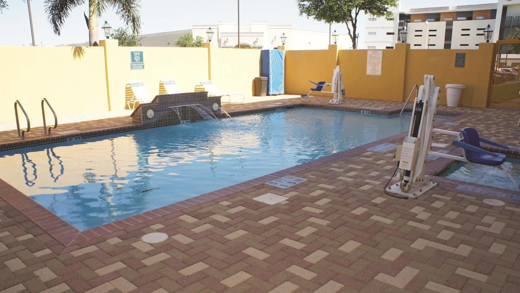 Hotel La Quinta By Wyndham At West Mcallen