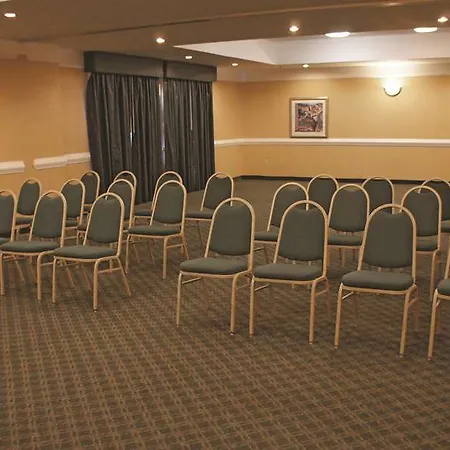 La Quinta By Wyndham Mission At West Mcallen 