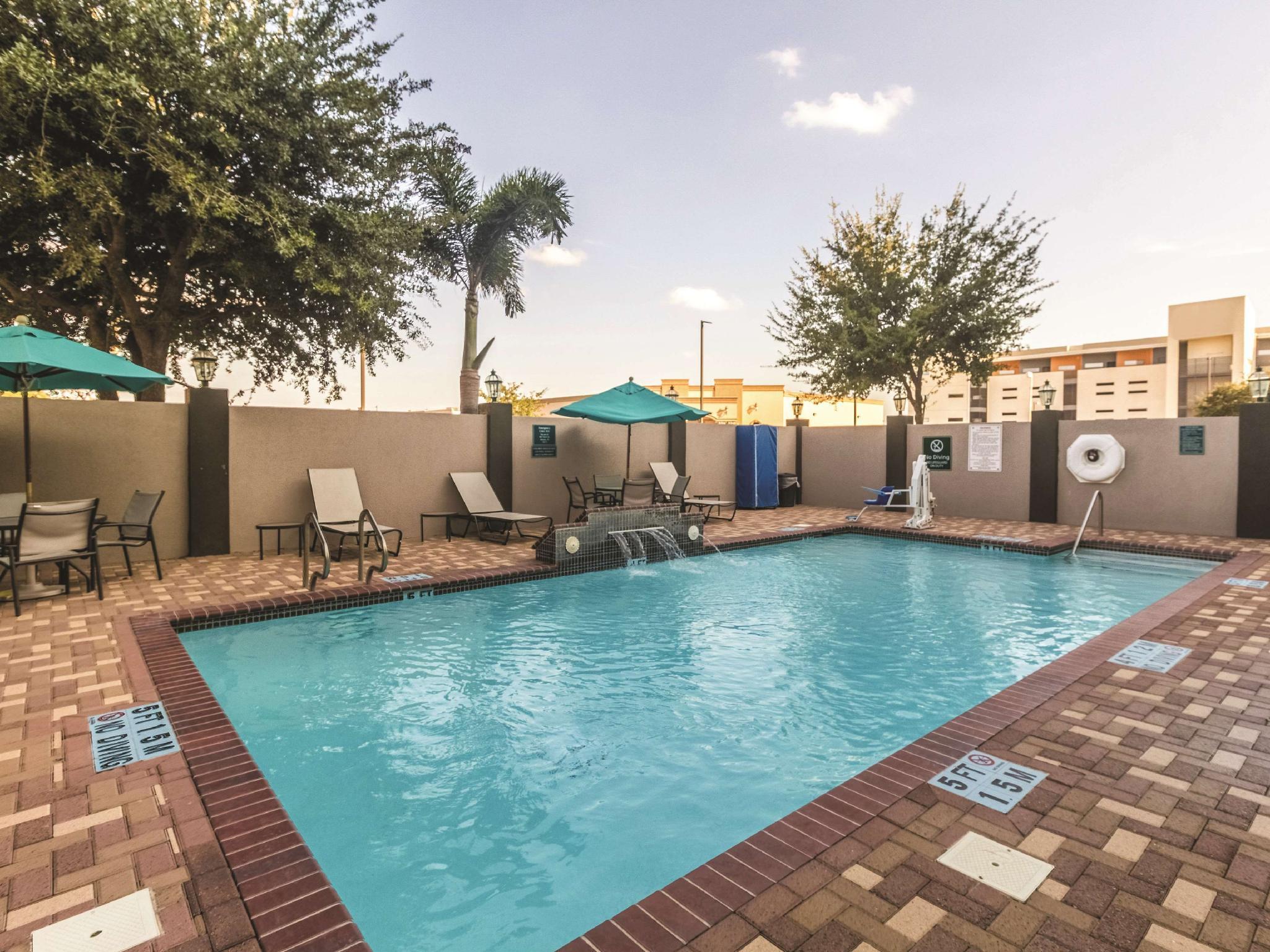 Hotel La Quinta By Wyndham At West Mcallen 3*