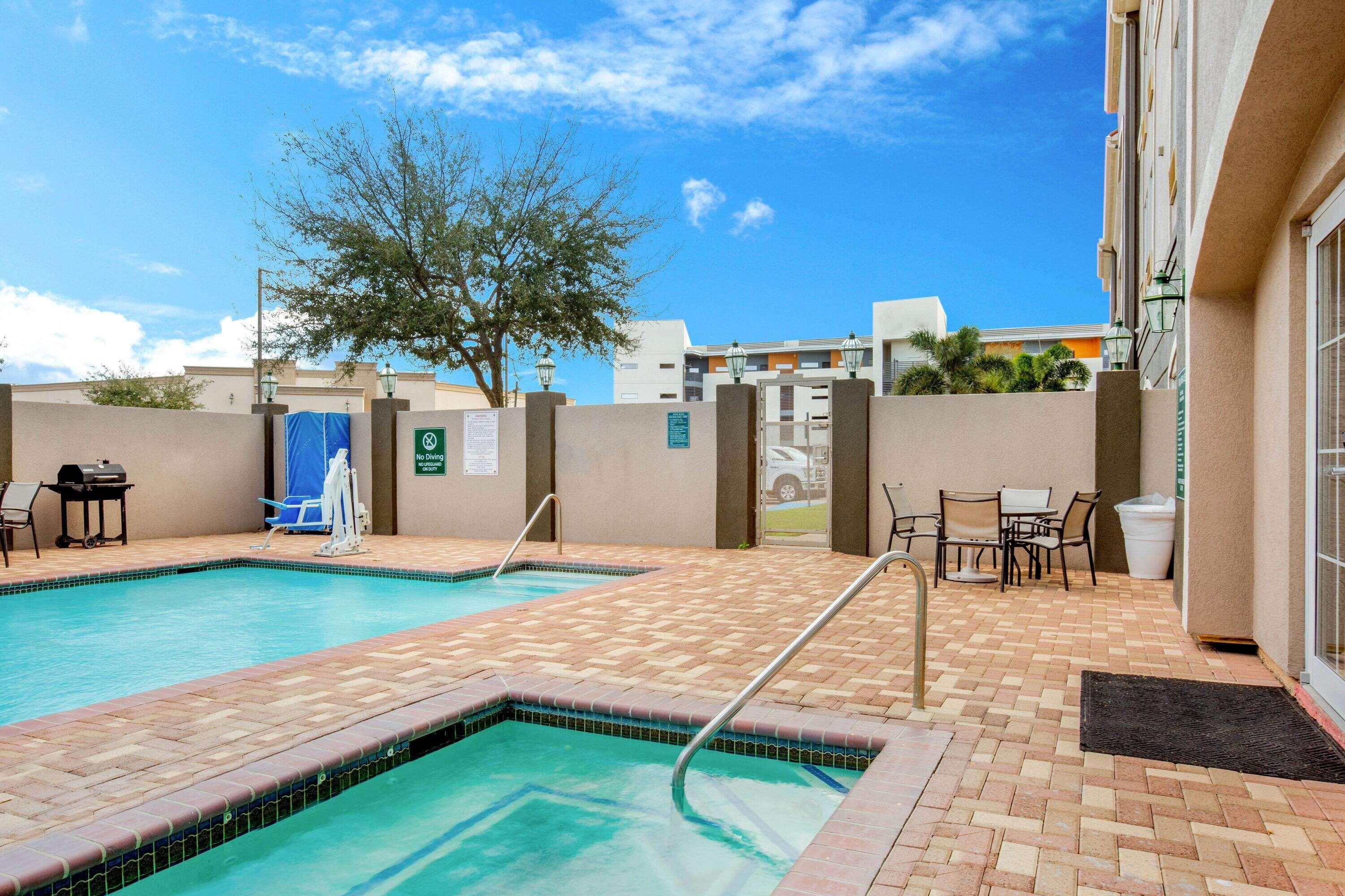 La Quinta By Wyndham At West Mcallen Hotel Mission