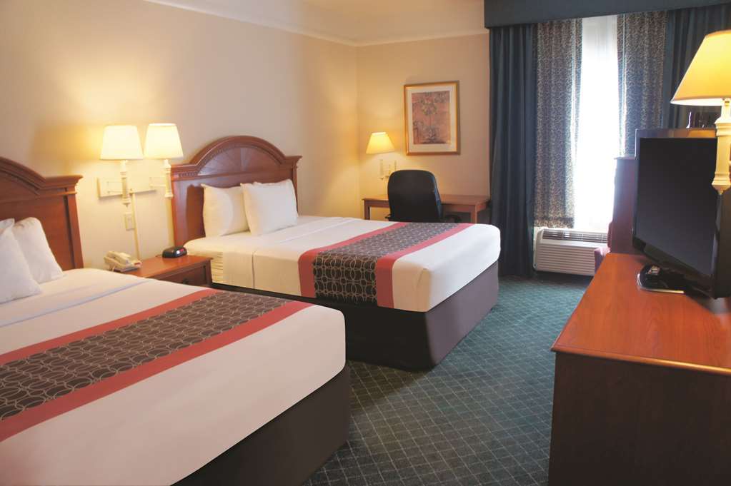 La Quinta By Wyndham At West Mcallen Hotel 3*