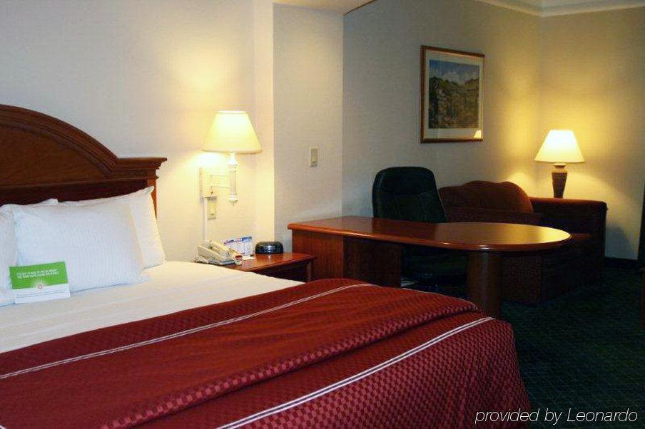 La Quinta By Wyndham At West Mcallen Hotel Mission