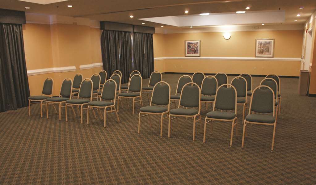 La Quinta By Wyndham At West Mcallen Hotel 3*